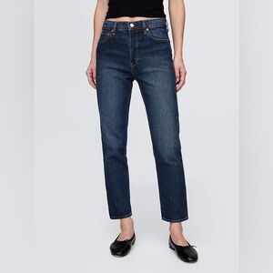 GAP - CHEEKY STRAIGHT HIGH RISE CROP JEAN IN Dark Indigo. Size 10